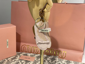 MIUMIU różowy wisiec butów-3879  