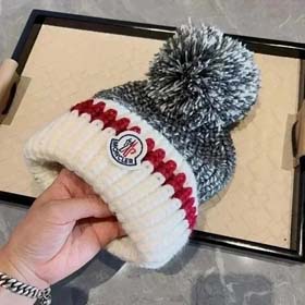 Moncler (29 stylów) -1515  